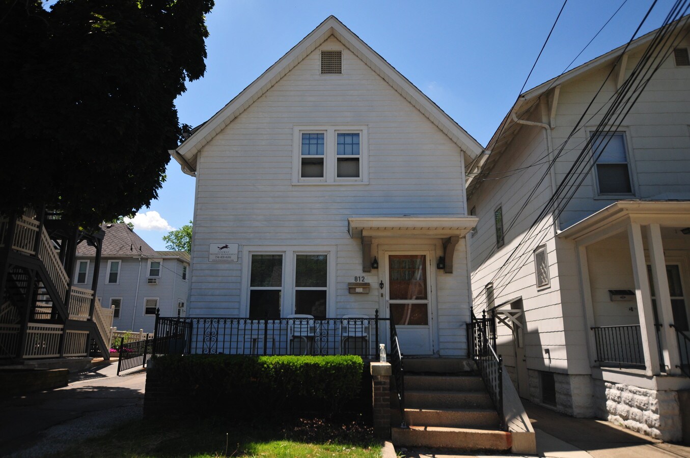 Photo - 812 Lawrence St House