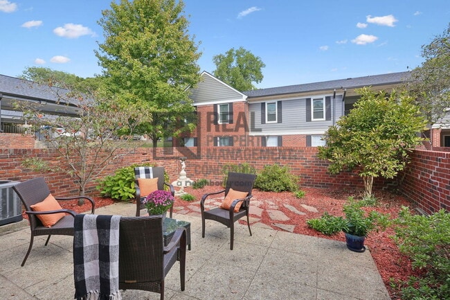 Photo - 5025 Hillsboro Pike Unit 8f