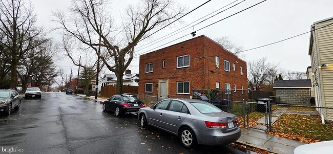 Photo - 3207 11th Pl SE Unit 4