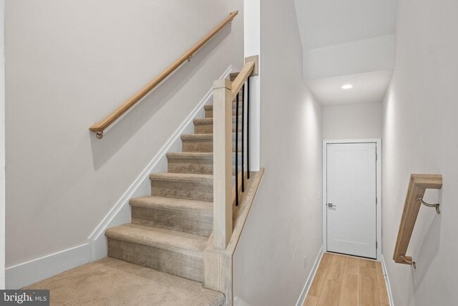 Photo - 2150 Northbank Pl