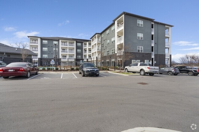 Building Photo - 1540 Lebanon Pike Rental
