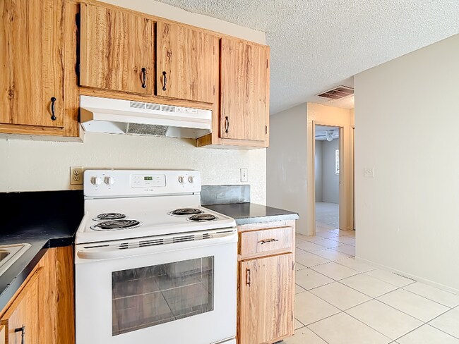 Photo - 4536 Ballentine Ct