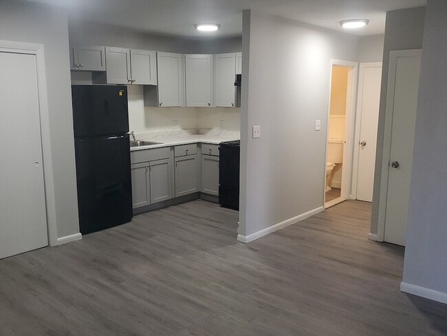 Photo - 760 Cummins Hwy Unit 26