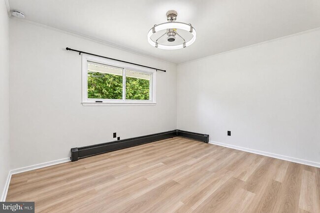 51 Farrell Ave