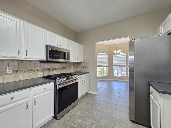 Building Photo - 12111 Carriage Oak Cir