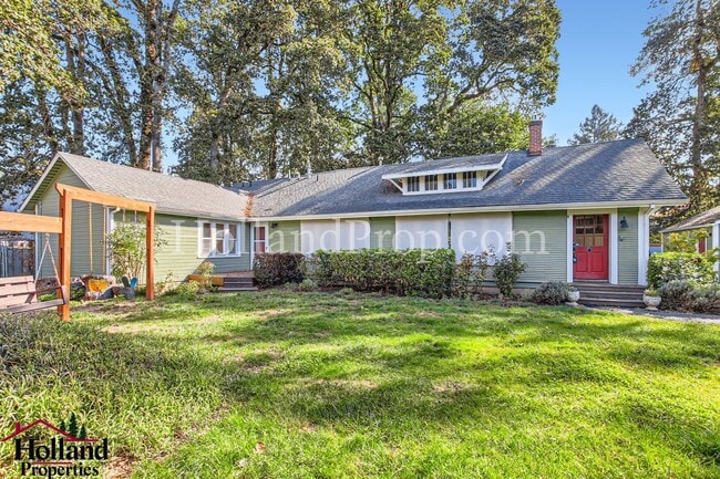 Building Photo - Charming Hillsboro Retreat: Cozy Single-Level Home with Greenhouse & Kids' Clubhouse!