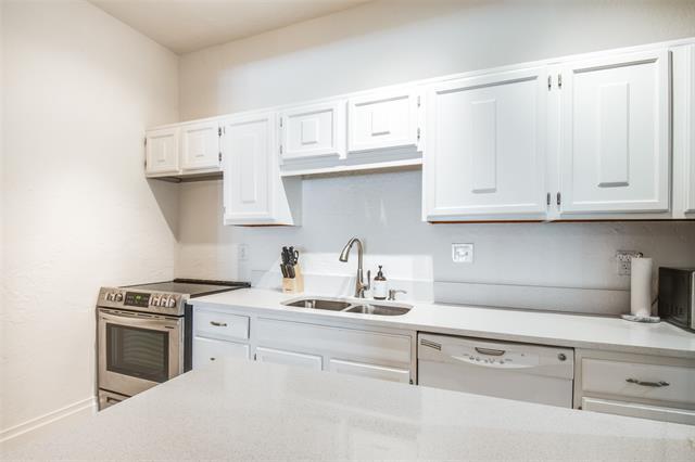 Photo - 4845 Swiss Ave Unit 101