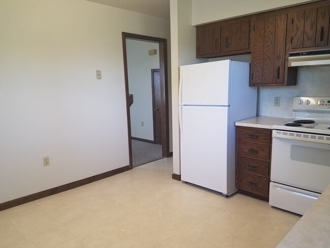 Photo - 3015 W Newport Rd Unit Apt. D