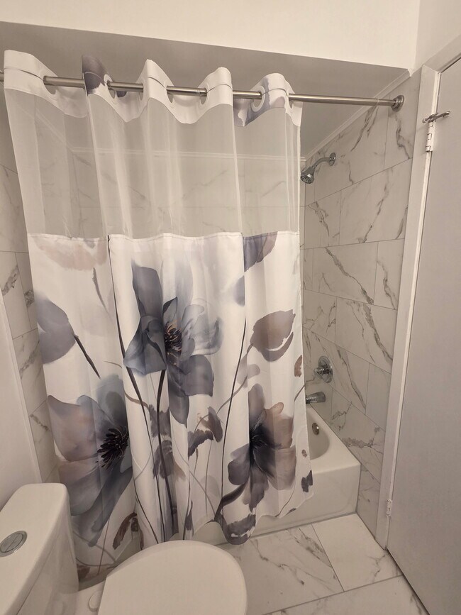 Photo - 1724 Rachael St