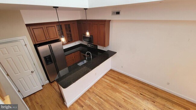 Photo - 1332 Park Rd NW Unit C