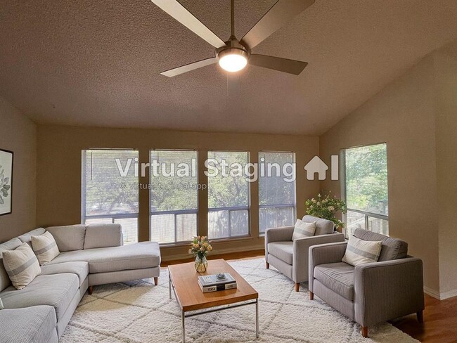 Photo - 9100 Wildridge Dr