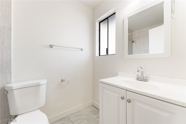 Building Photo - 200 Bel Port Dr Unit 201