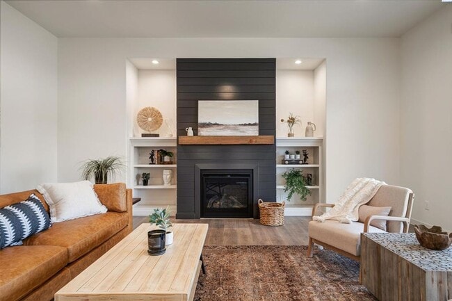 Photo - Stunning New Construction Five Bedroom Three Bath in South Richland!