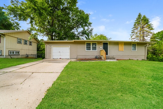 Photo - 8501 E 91 St