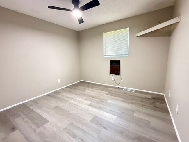 1007 Delwood Rd Unit 2