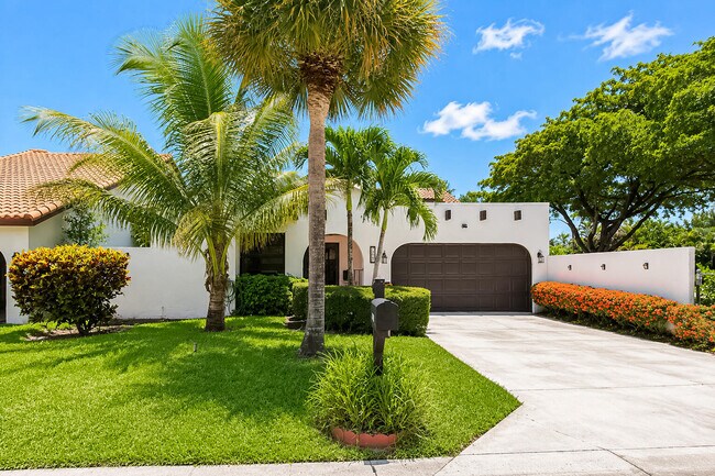 7678 Solimar Cir