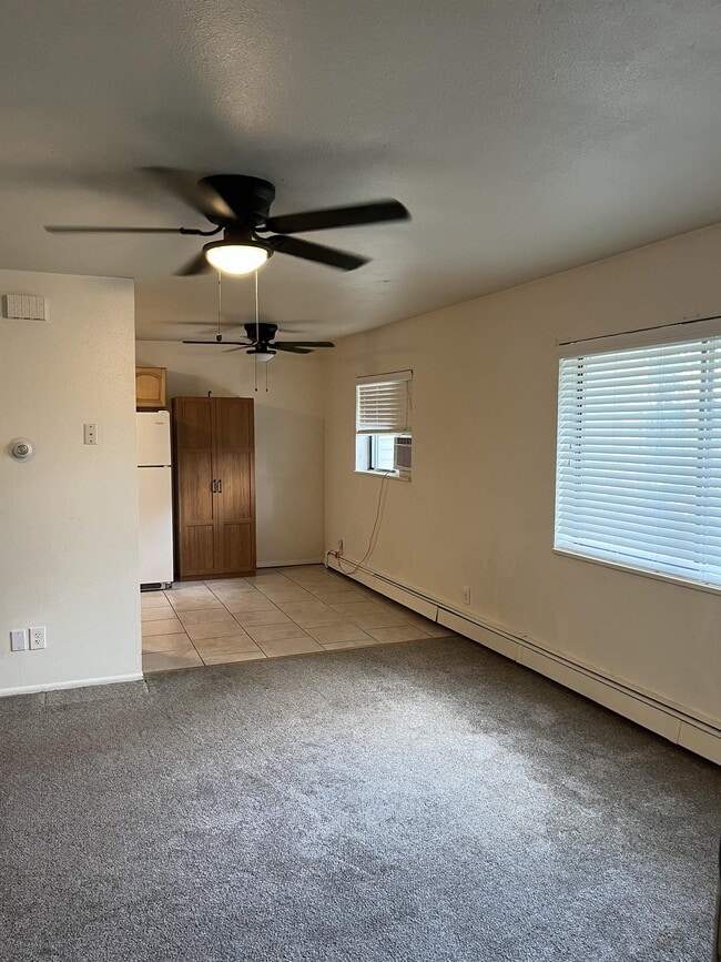 Photo - 643 Swenson Ave