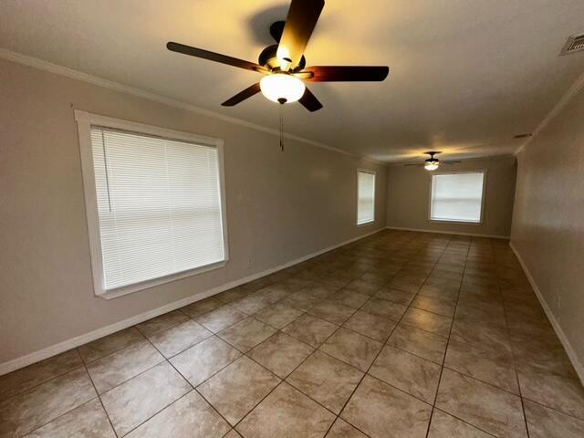 Photo - 184 Benchor Rd NW