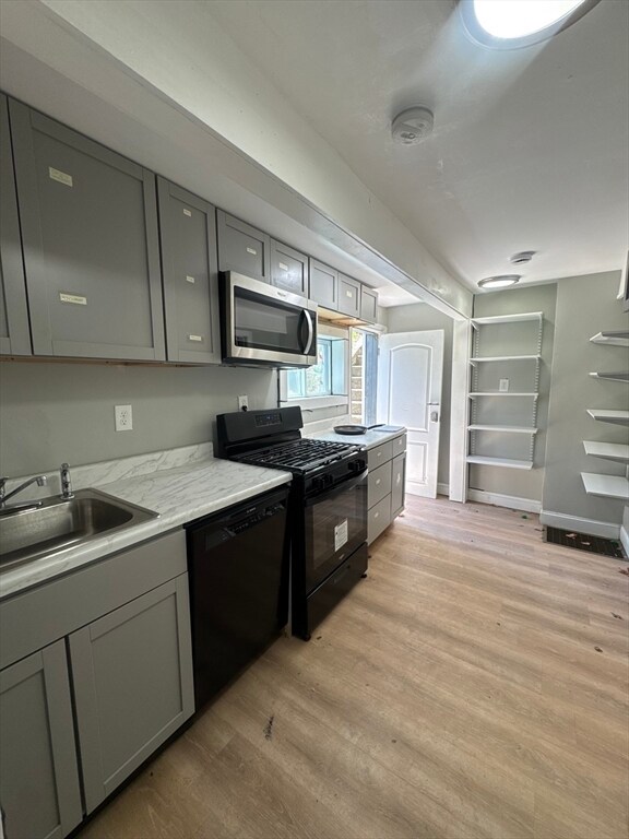 Building Photo - 21 Washington Ave Unit 1
