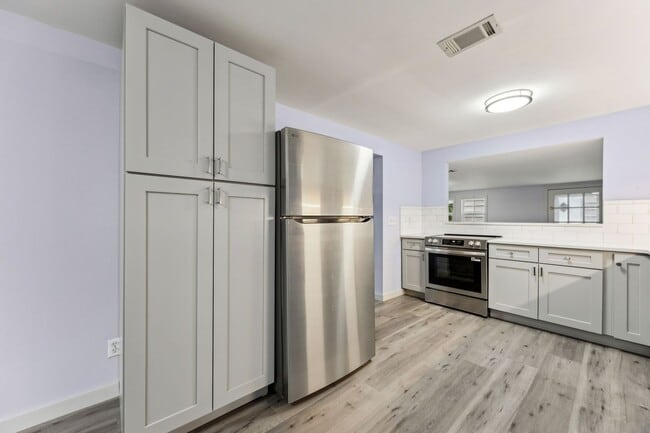 Photo - Adorable Newly Renovated 3/2 on Amelia Isl...