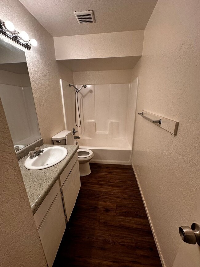 Photo - 909 Pacheco Rd Unit B