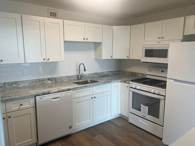 Photo - 1 Pond St Unit 8K