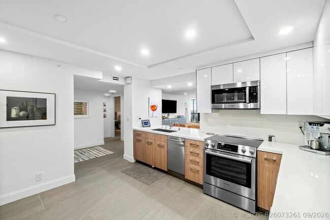 Photo - 3420 S Ocean Blvd