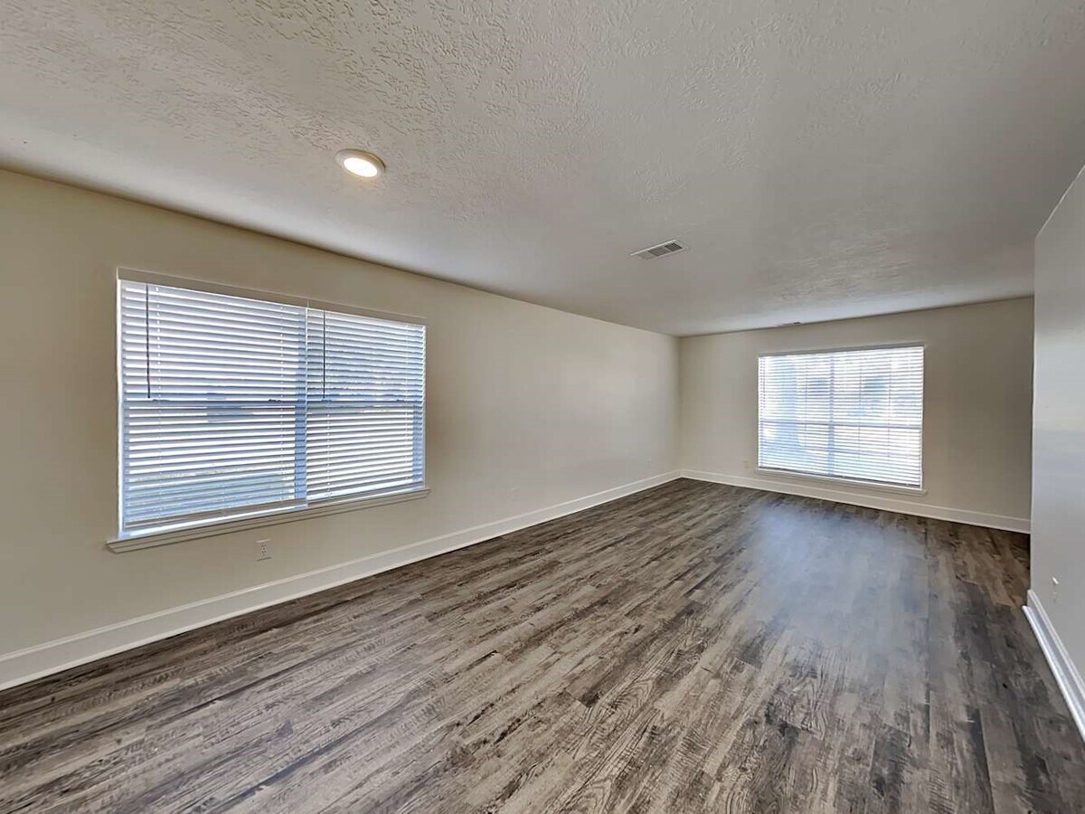 Photo - 1802 Oak Valley Dr