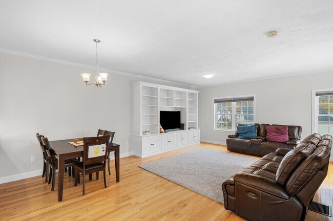 Photo - 1 Sadler Ave