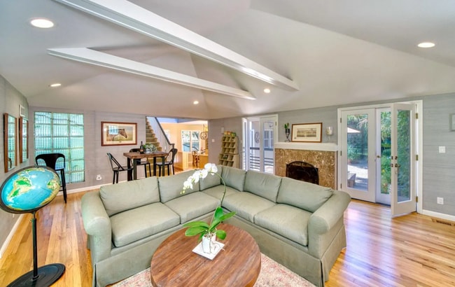 Photo - Woodside Classic 3 Bedroom on Beautiful Park Like Yard