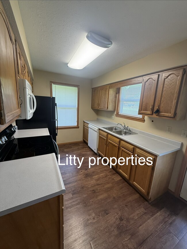 Photo - 1505 Stonebrook Ct