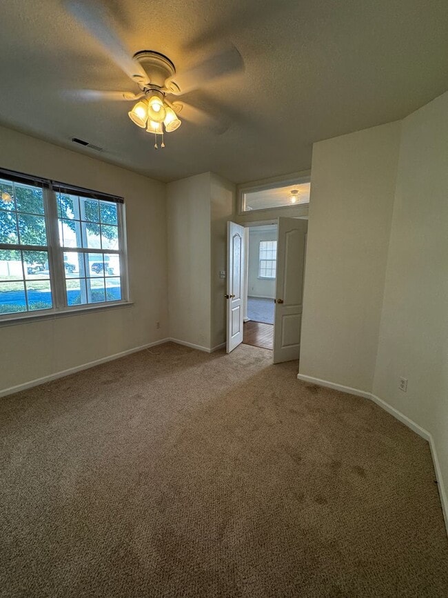 Photo - BEAUTIFUL OPEN FLOOR PLAN