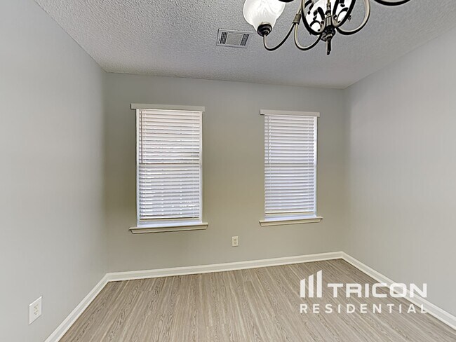 Photo - 353 The Gables Drive McDonough GA
