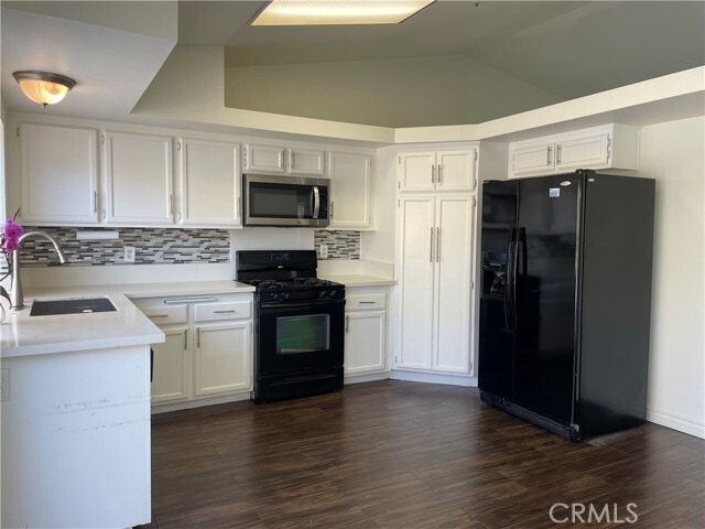 Photo - 18250 Shamrock St