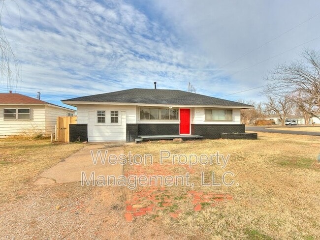 Photo - 5721 SE 8th St