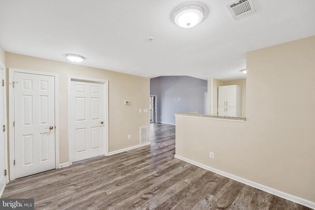 Photo - 1060 Gardenview Loop Unit 403
