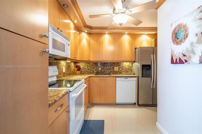 Photo - 2101 S Ocean Dr Unidad 905
