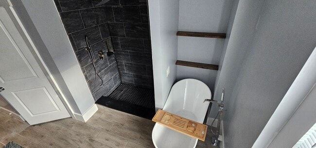 Building Photo - 313 Stratmore St