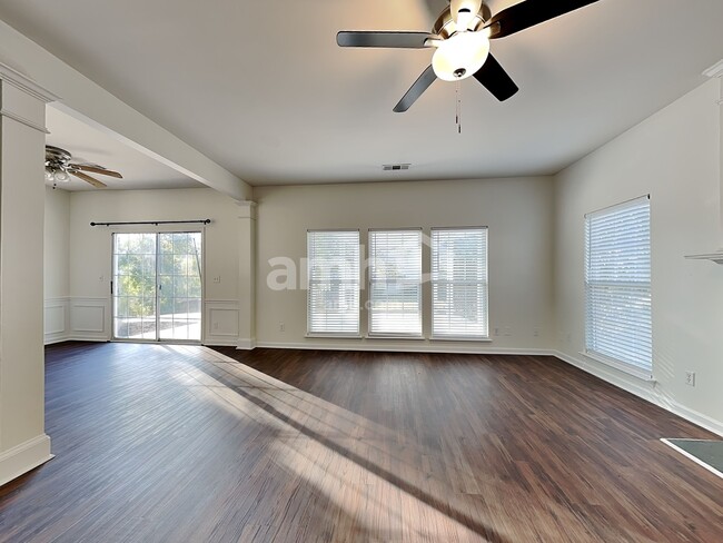 Photo - 100 Grayhawk Way