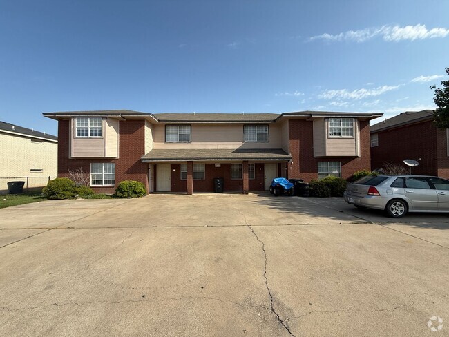 Building Photo - PRICE REDUCTION - AVAILABLE NOW! Unit 3003 Cantabrian Drive - B Rental