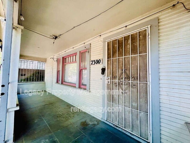 Photo - 2300 E St