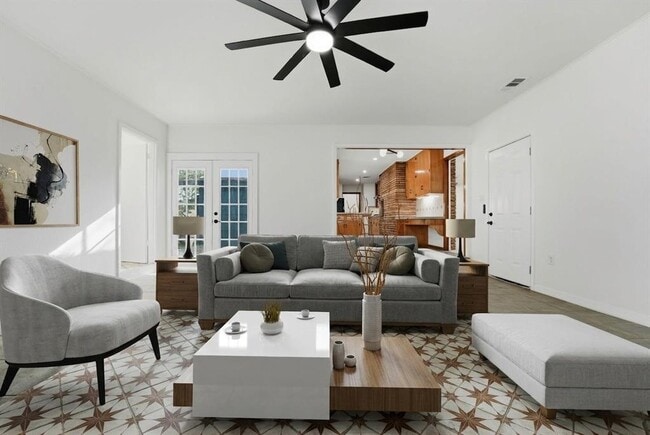 Photo - 502 Sunrise Cir