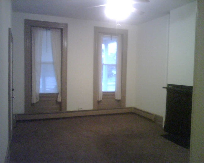 Photo - 157 S Main St Unit 1