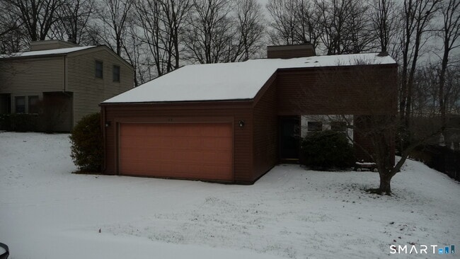 Photo - 11 Little River Ln