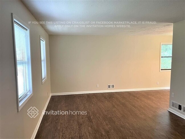 Photo - 4521 Dons Ct SW