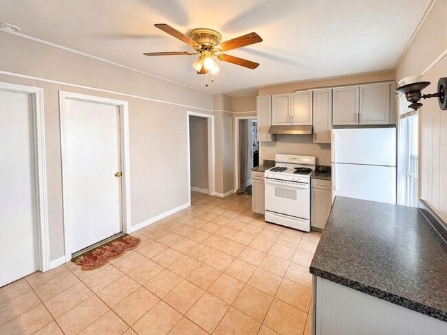 Photo - 114-116 Gershom Ave. Unit Apt. 1