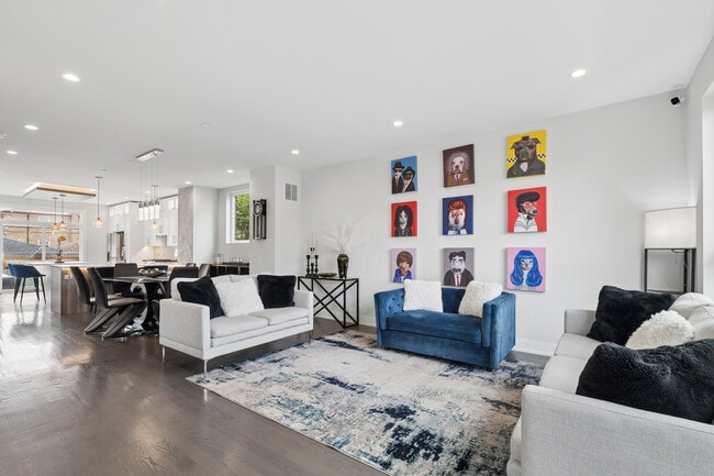 Photo - 2731 N 75th Ave