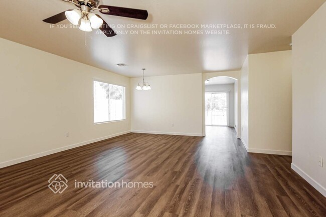 Photo - 1525 S 121st Dr