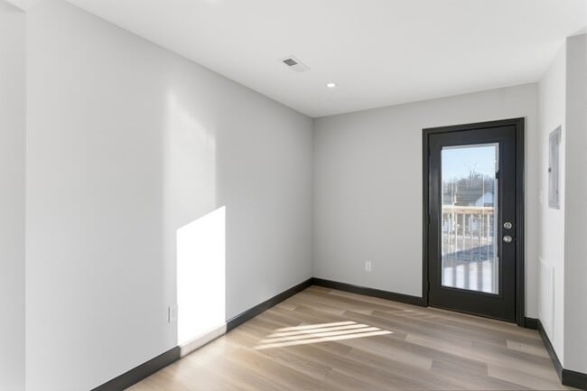 Photo - Macy Way- 111