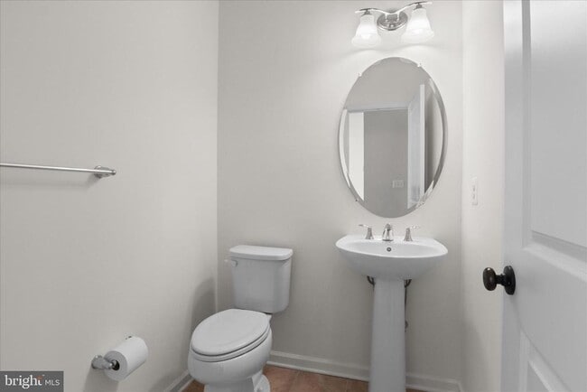 Photo - 42824 Edgegrove Heights Terrace